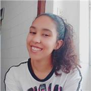 Estudiante apta para dar clases y enseñar a niños o jóvenes